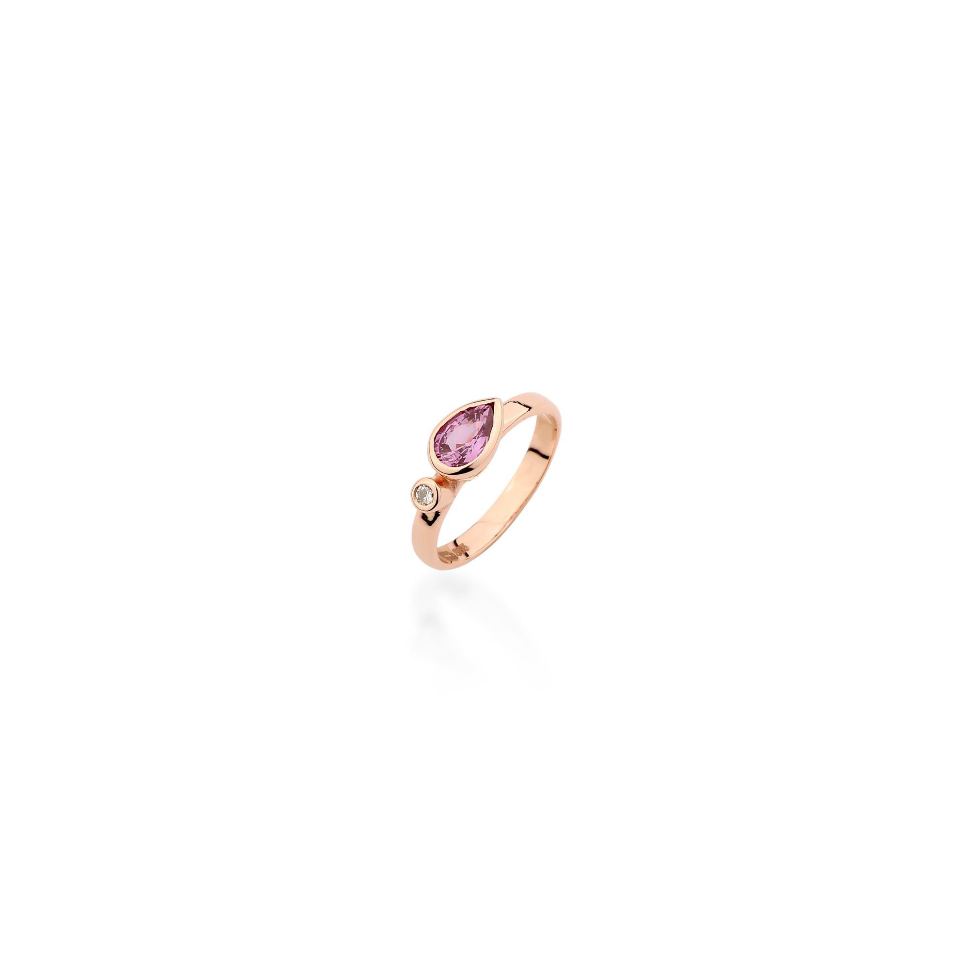 Pink Sapphire Pear Gleam