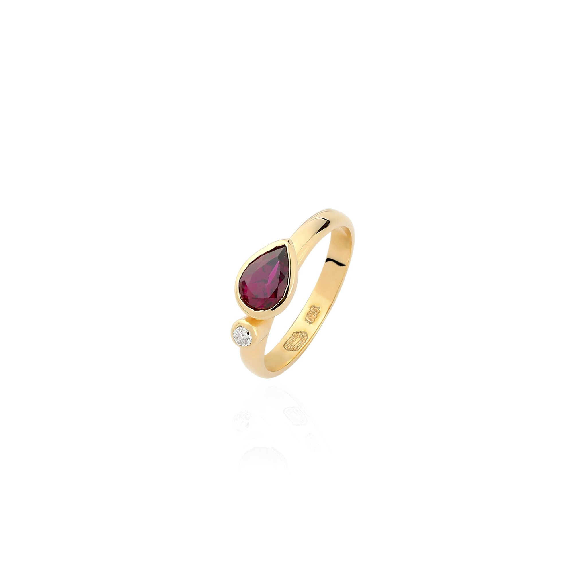 Rhodolite Pear Gleam
