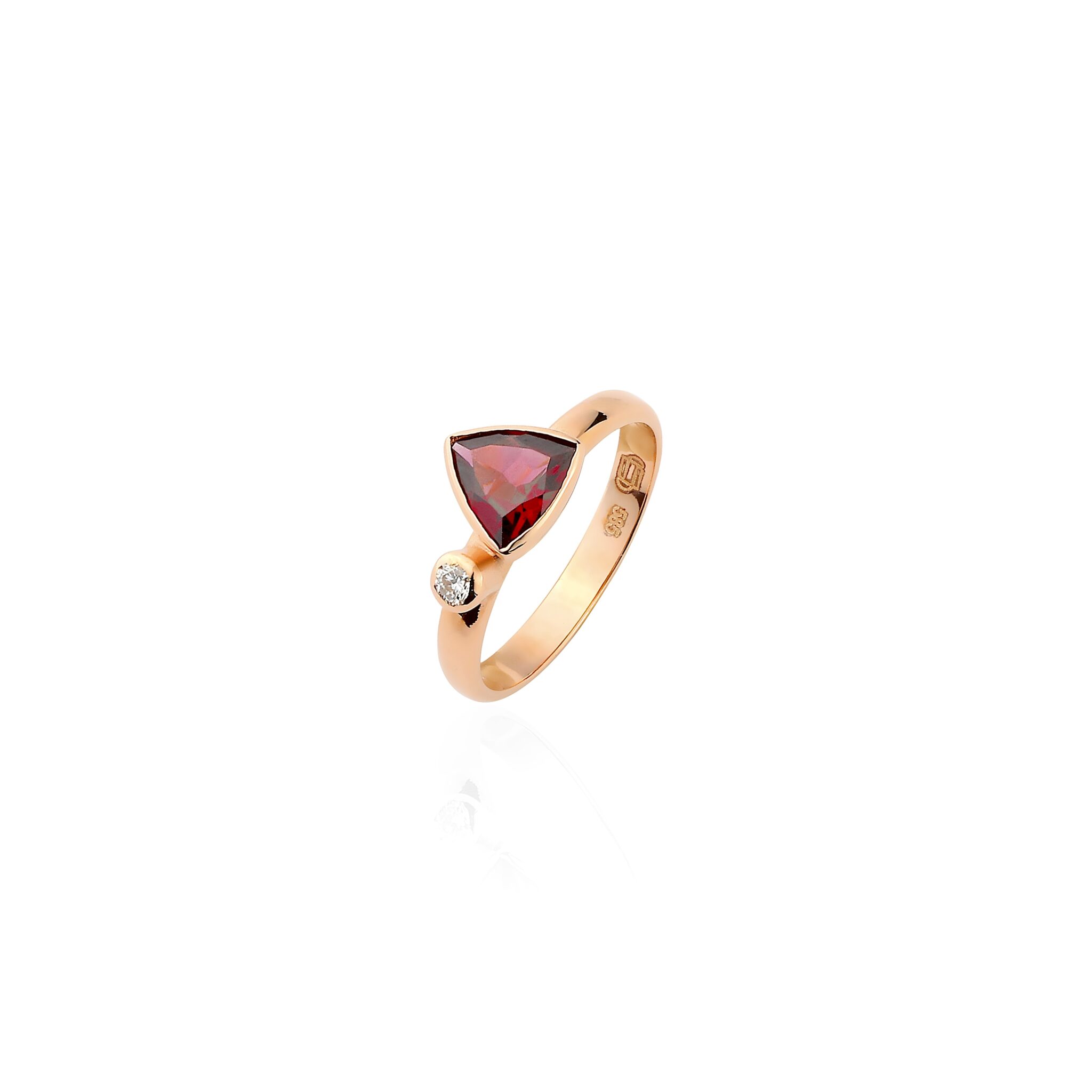 Rhodolite Trilliant Gleam